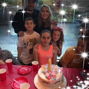 Meet your Posher, Mirna